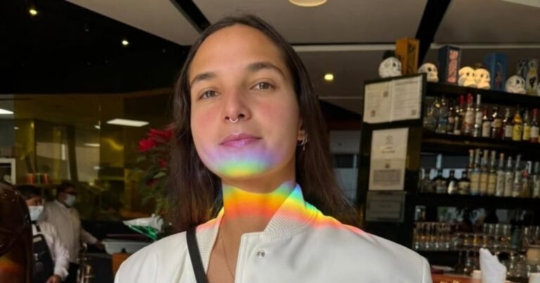 Deyna Castellanos derrite al público con sus mejores fotos en traje de baño