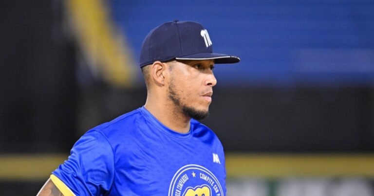 Yangervis Solarte sí jugará con Magallanes (+video)