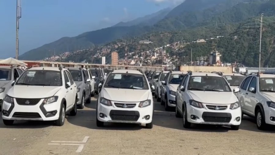 Llegan a Venezuela vehículos iraníes modelo Quick 2025 Llegan a Venezuela vehículos iraníes modelo Quick 2025