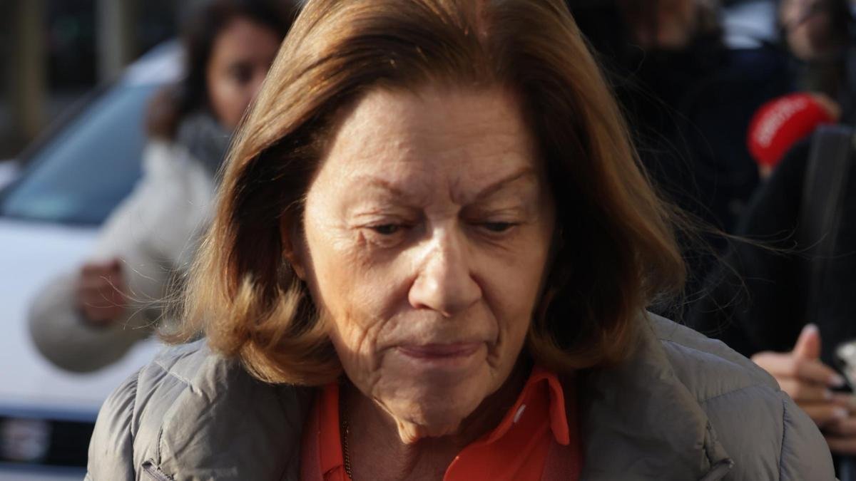 La mujer de Raphael, Natalia Figueroa, rompe su silencio y da la última hora sobre el estado de salud del cantante desde el hospital La mujer de Raphael, Natalia Figueroa, rompe su silencio y da la última hora sobre el estado de salud del cantante desde el hospital