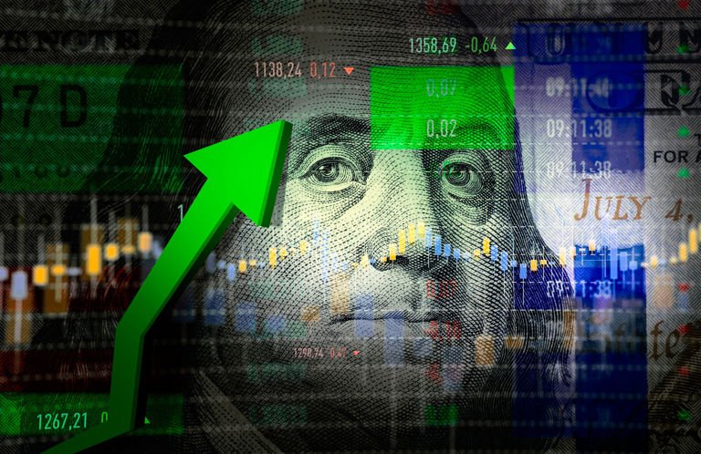 Dólar se impulsó al alza en los últimos minutos de la jornada: cerró en .376 este 19 de diciembre