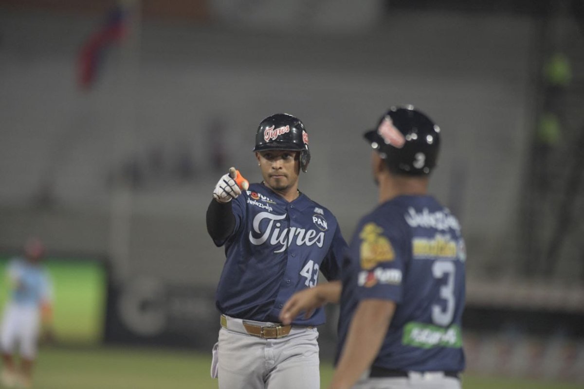 ¡Roza los .400! Lorenzo Cedrola produce como solo otros 6 peloteros en la historia de los Tigres ¡Roza los .400! Lorenzo Cedrola produce como solo otros 6 peloteros en la historia de los Tigres