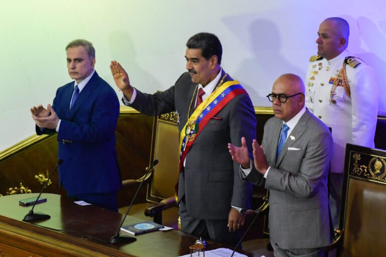 Presidente: Tren de Aragua llegó a EE.UU por intervención de opositores