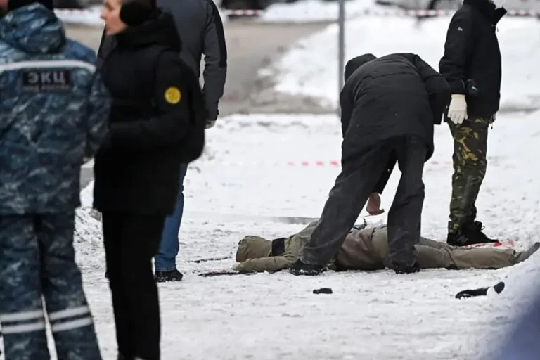 Un patinete bomba para matar a un alto cargo ruso acusado de usar armas químicas contra Ucrania
