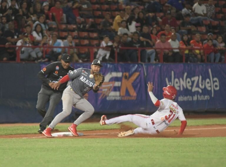 ASÍ VA LA LVBP. Resultados del jueves, posiciones, pitchers y TV del viernes