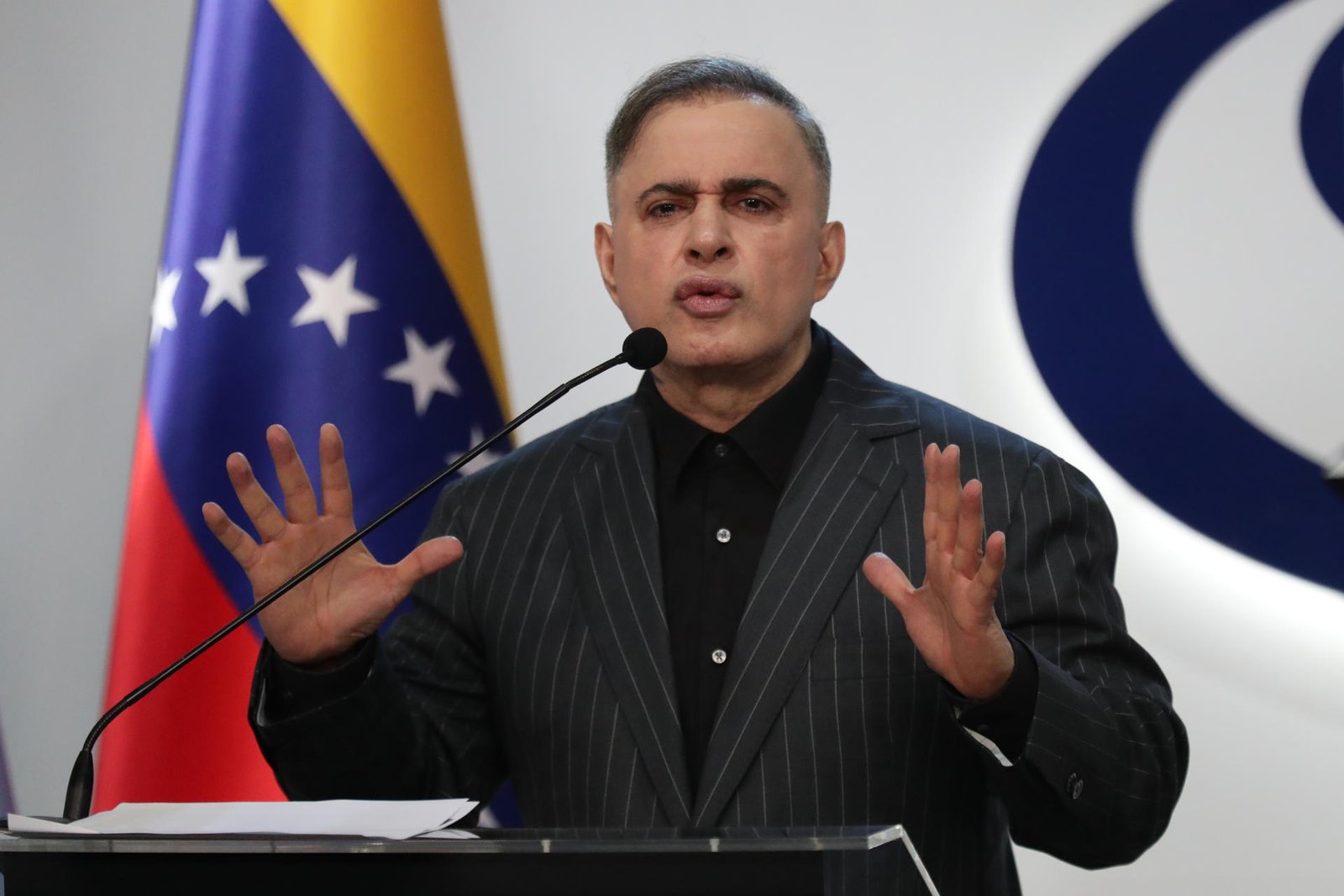 Tarek William Saab espera que se realice la captura de Guaidó Tarek William Saab espera que se realice la captura de Guaidó
