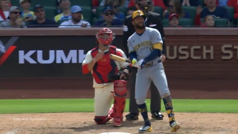 Jackson Chourio pega 2 y emula marca de Miguel Cabrera