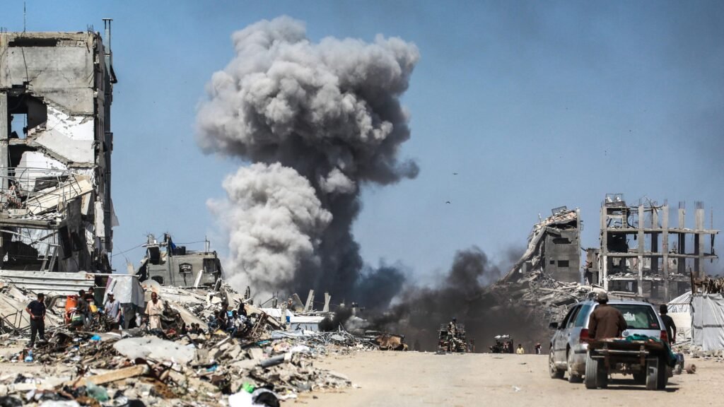 Al menos 20 muertos en un ataque iraelí en un escuela en Gaza Al menos 20 muertos en un ataque iraelí en un escuela en Gaza