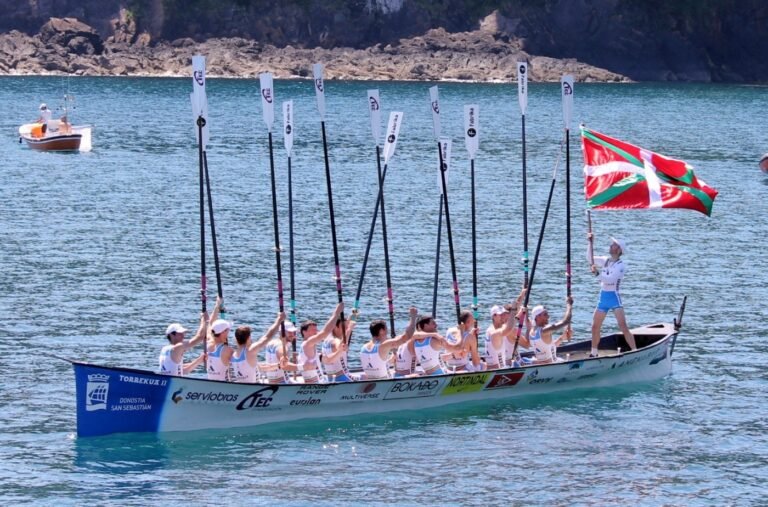 Donostiarra domina en Mutriku en la última regata de la pretemporada