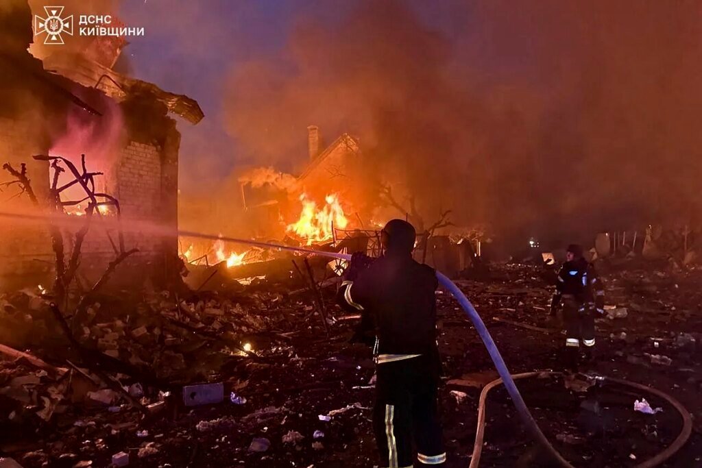 Rusia lanza 367 misiles y drones, uno de sus mayores sobre Ucrania, y deja treces muertos, entre ellos varios niños