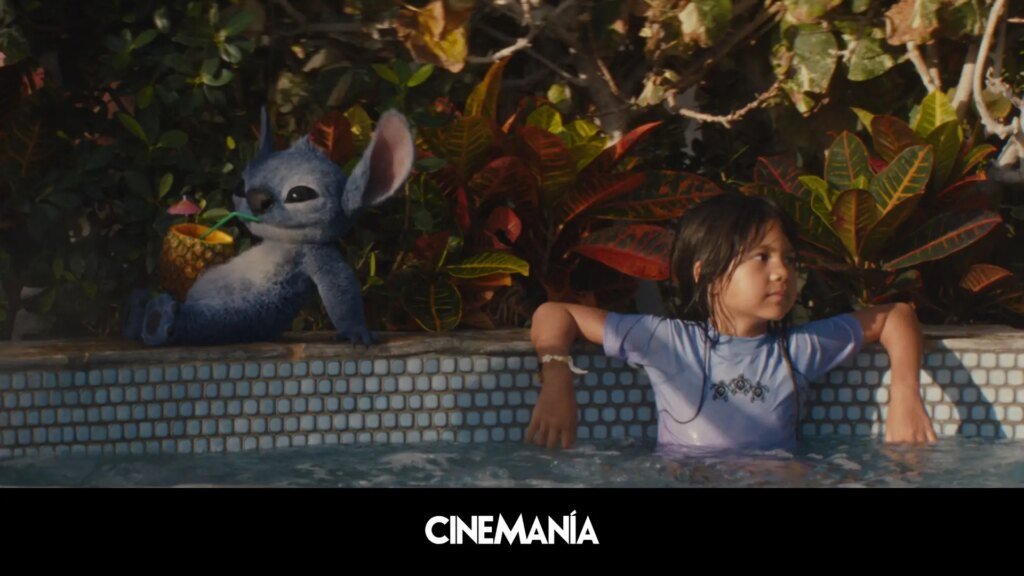 El director explica el mayor cambio entre el remake de ‘Lilo y Stitch’ y la original: “Había que hacer espacio” El director explica el mayor cambio entre el remake de ‘Lilo y Stitch’ y la original: “Había que hacer espacio”