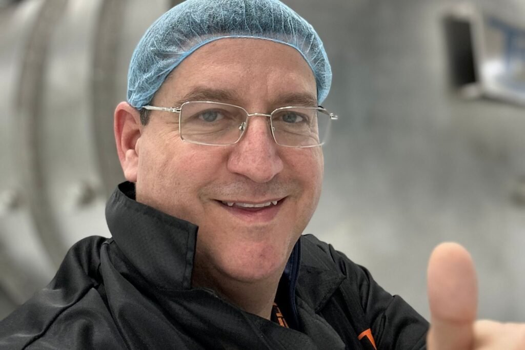 Abel Avellan, el venezolano que ofrece conexión a Internet desde el espacio Abel Avellan, el venezolano que ofrece conexión a Internet desde el espacio