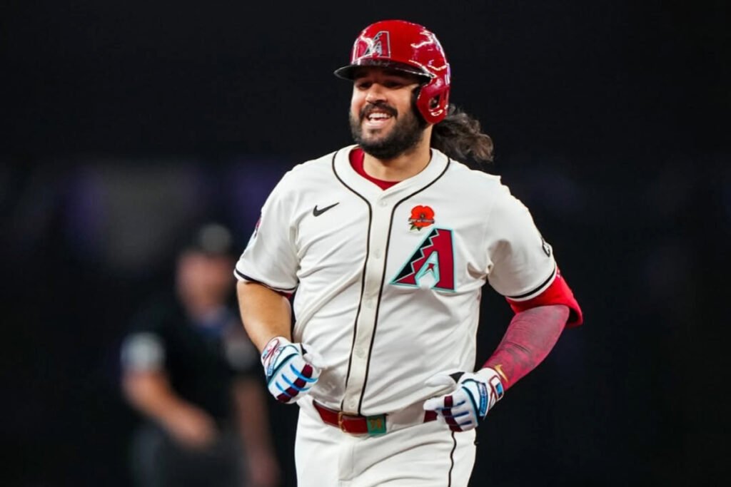 Eugenio Suárez conecta otro kilométrico jonrón y acaba con la mala racha de Arizona Eugenio Suárez conecta otro kilométrico jonrón y acaba con la mala racha de Arizona