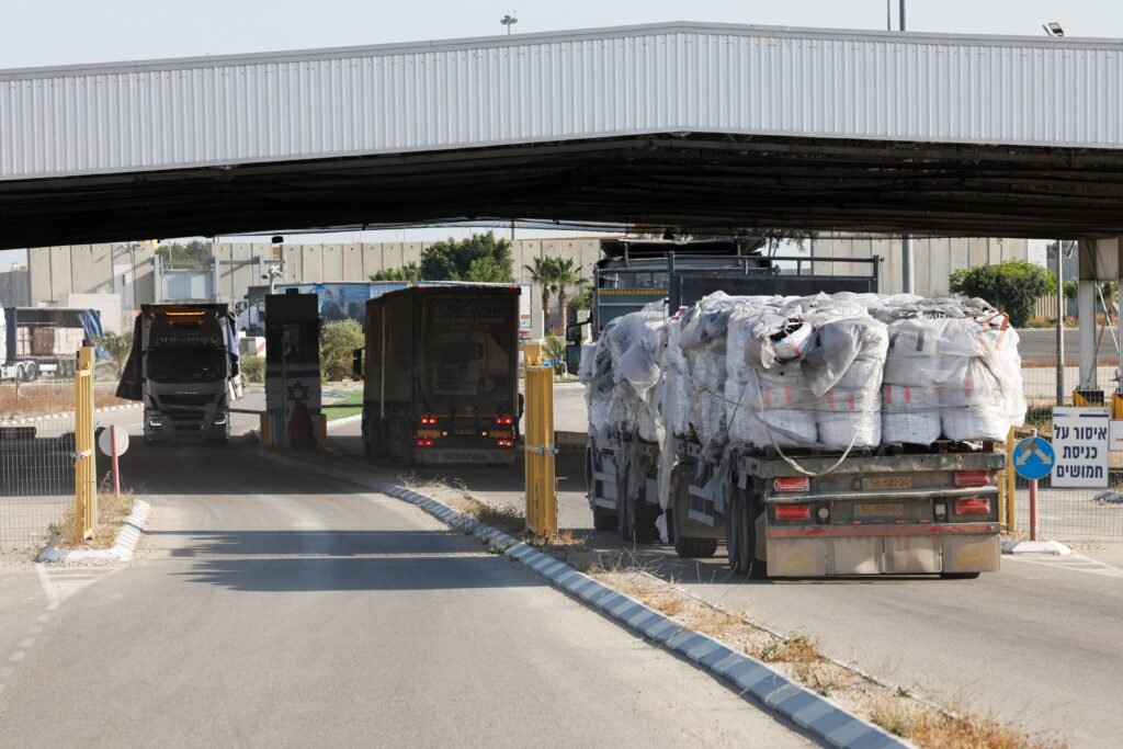 La ONU confirma que unos 90 camiones de ayuda humanitaria han podido entrar en Gaza La ONU confirma que unos 90 camiones de ayuda humanitaria han podido entrar en Gaza