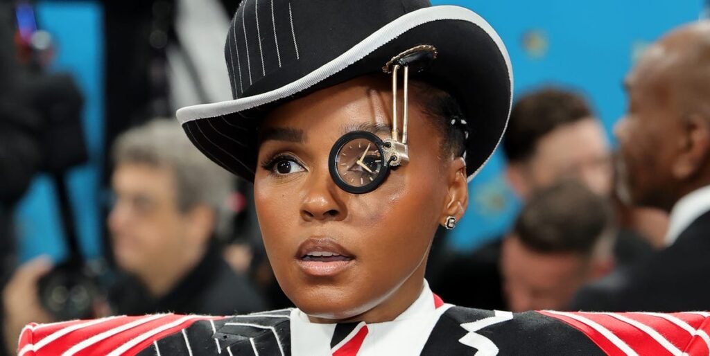 los accesorios más sorprendentes de la MET Gala 2025 los accesorios más sorprendentes de la MET Gala 2025