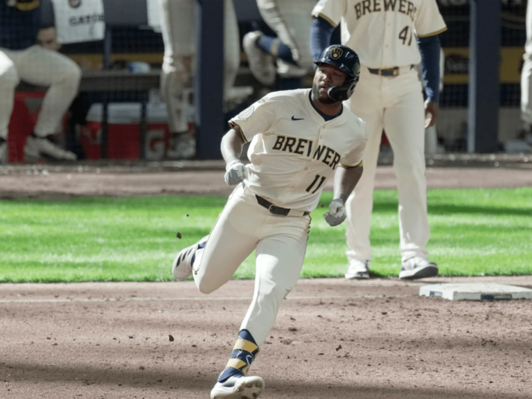 MLB: El Venezolano Jackson Chourio de los Cerveceros de Milwaukee mostró su fuerza ante Tampa Bay con su séptimo jonrón del año