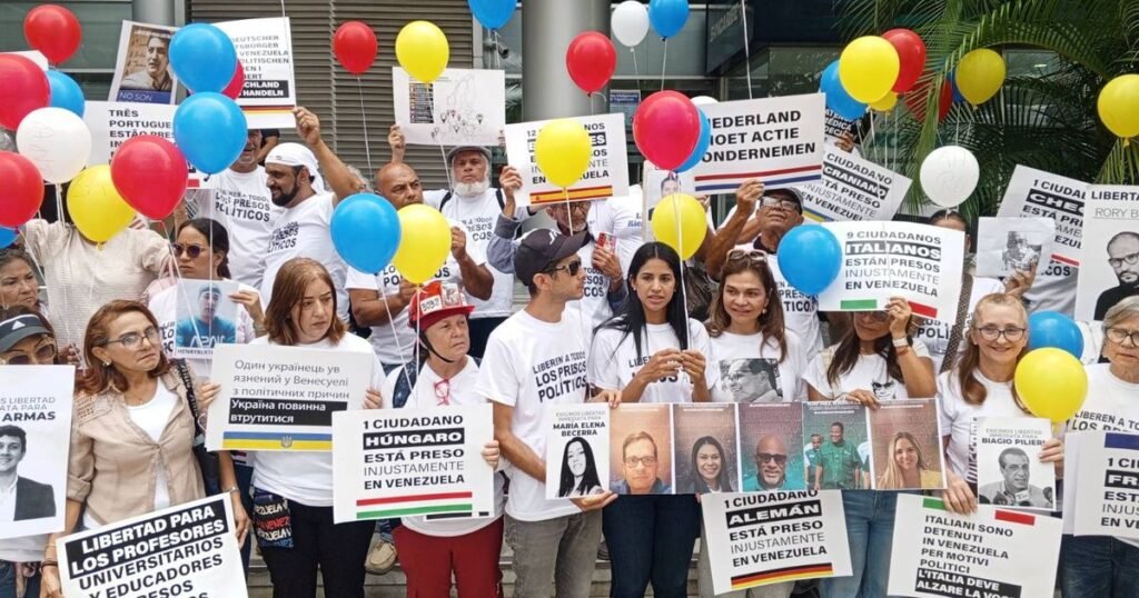 Familiares agradecen apoyo de la UE en su lucha por la libertad de los presos políticos Familiares agradecen apoyo de la UE en su lucha por la libertad de los presos políticos
