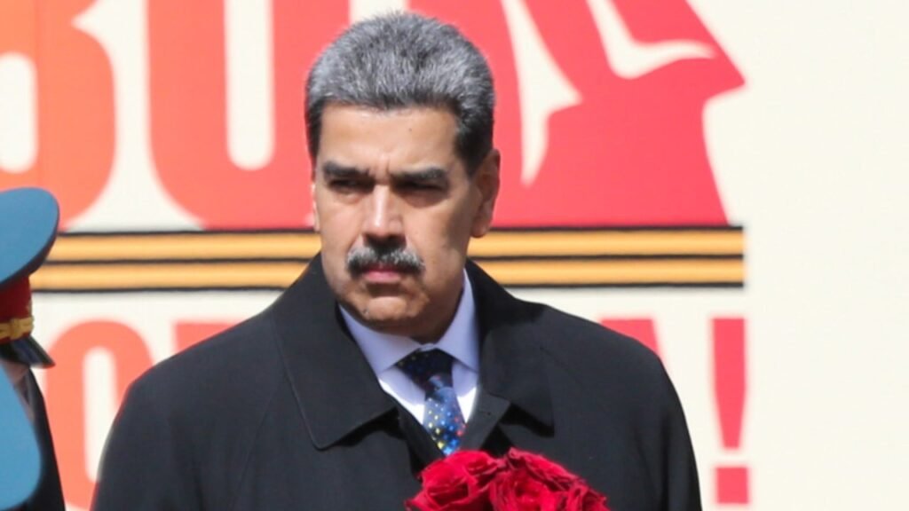 Maduro impondrá esquema de “ganancia razonable”: la nueva versión del control de precios que hundió a Venezuela en escasez e inflación Maduro impondrá esquema de “ganancia razonable”: la nueva versión del control de precios que hundió a Venezuela en escasez e inflación
