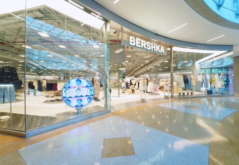 BERSHKA Y PULL & BEAR REGRESRON AL PAÍS