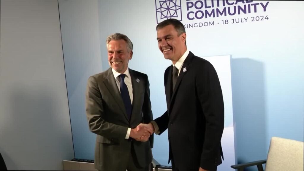 Dimite el primer ministro de Países Bajos tras abandonar la ultraderecha la coalición Dimite el primer ministro de Países Bajos tras abandonar la ultraderecha la coalición