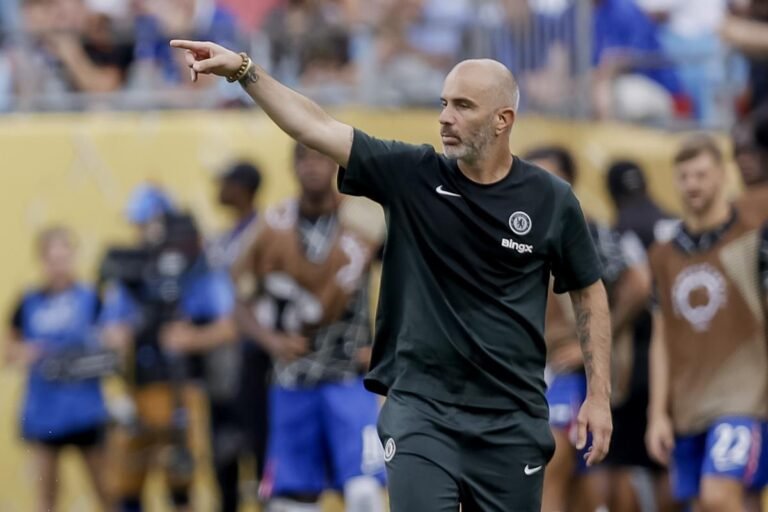 Maresca estalla por los retrasos: “Esto no es fútbol, es una broma”