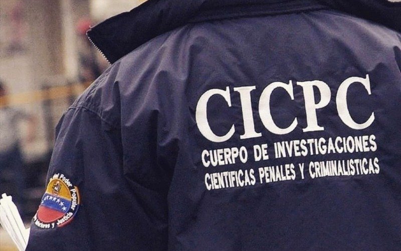 Hombre asesinó a machetazos a su expareja e hijastros Hombre asesinó a machetazos a su expareja e hijastros
