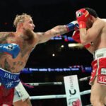 Jake Paul venció a Julio César Chávez (h.), en un combate poco creíble y difícil de digerir