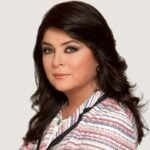 Captan a Victoria Ruffo en silla de ruedas y la actriz rompe el silencio sobre su salud: “Mucho dolor”