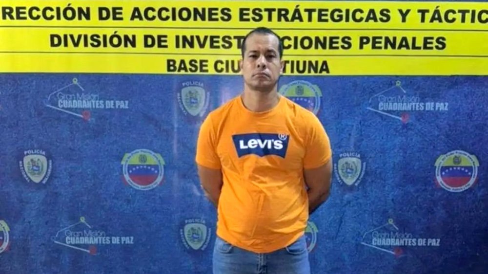Ola de detenciones políticas en Venezuela para frenar la difusión del 'dólar paralelo' Ola de detenciones políticas en Venezuela para frenar la difusión del 'dólar paralelo'