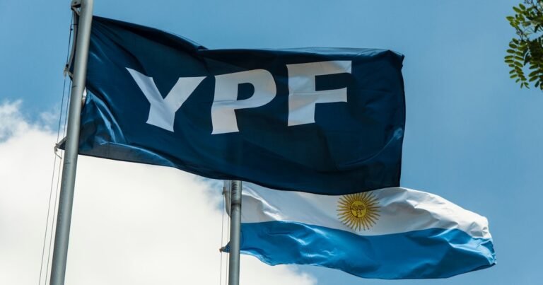 Juicio por YPF: cómo sigue la demanda en EEUU y cuándo el Estado deberá pagar un fallo que ya superó los USD 17.000 millones
